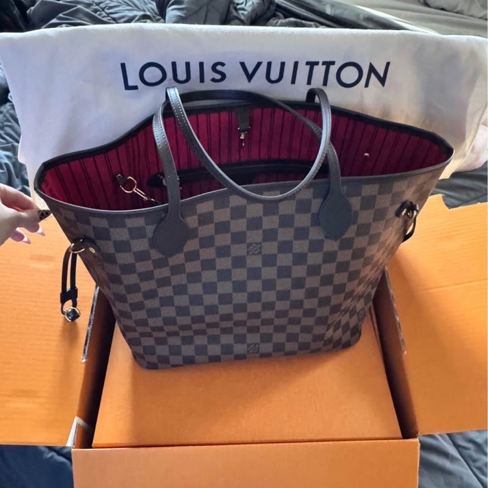 Louis Vuitton Brown Checkered Women's Bag